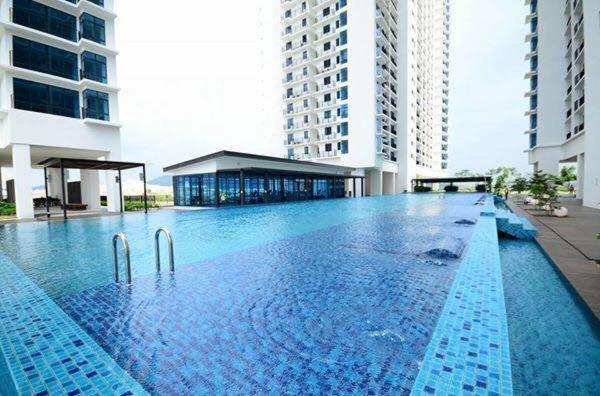 Trefoil Setia Alam- Simple No 5- Near Setia City Mall & Convention Centre Hotel Exterior photo